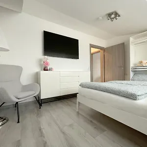 F10 Sky Apartment Illertissen
